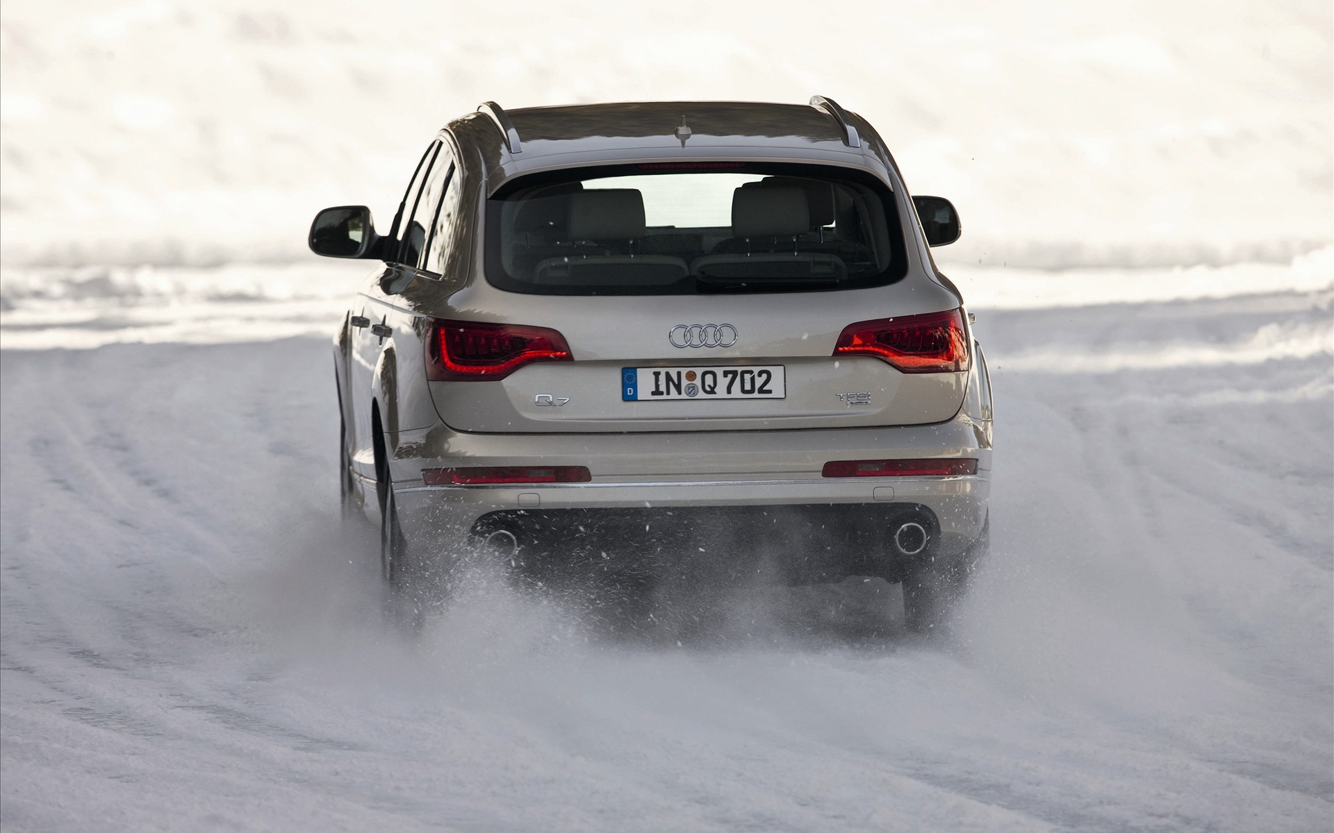 Audi Q7µϣ 2011(ֽ16)