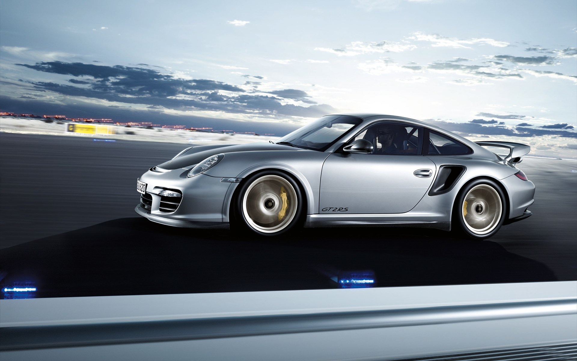 Porsche 保时捷 911 GT2 RS