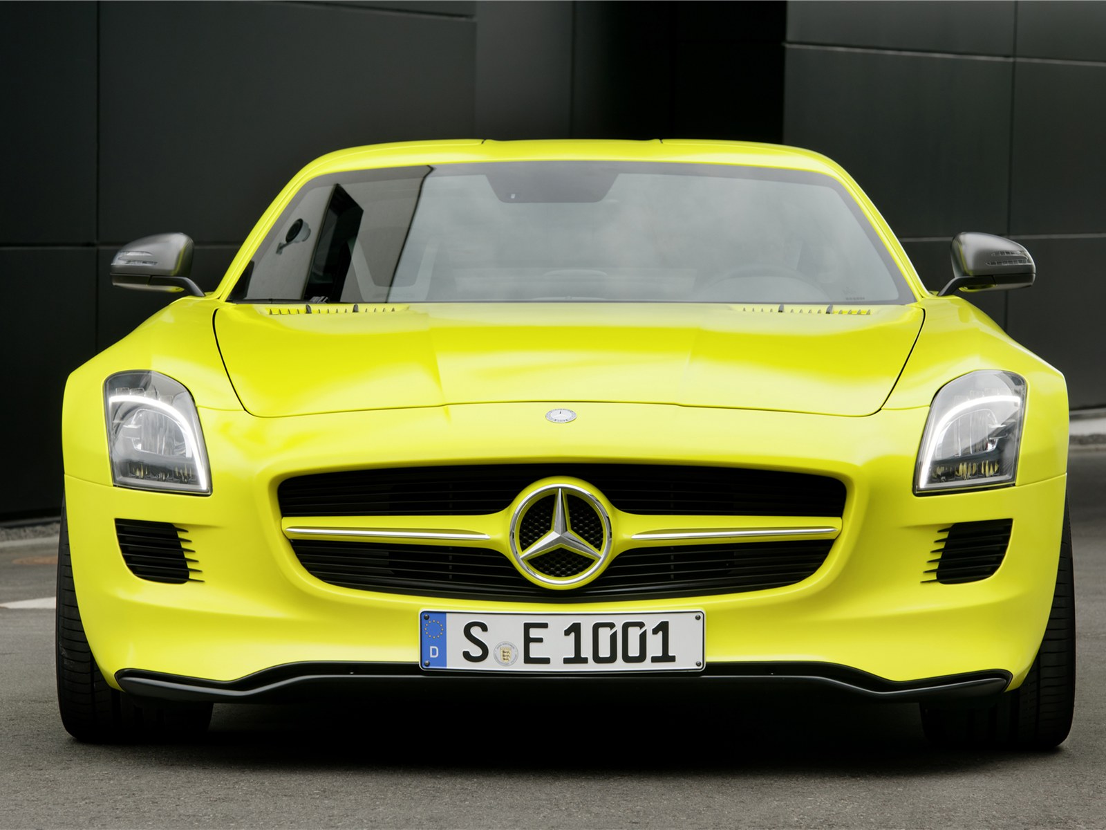 Mercedes Benz۴ܣ SLS AMG E-CELL 2011(ֽ13)