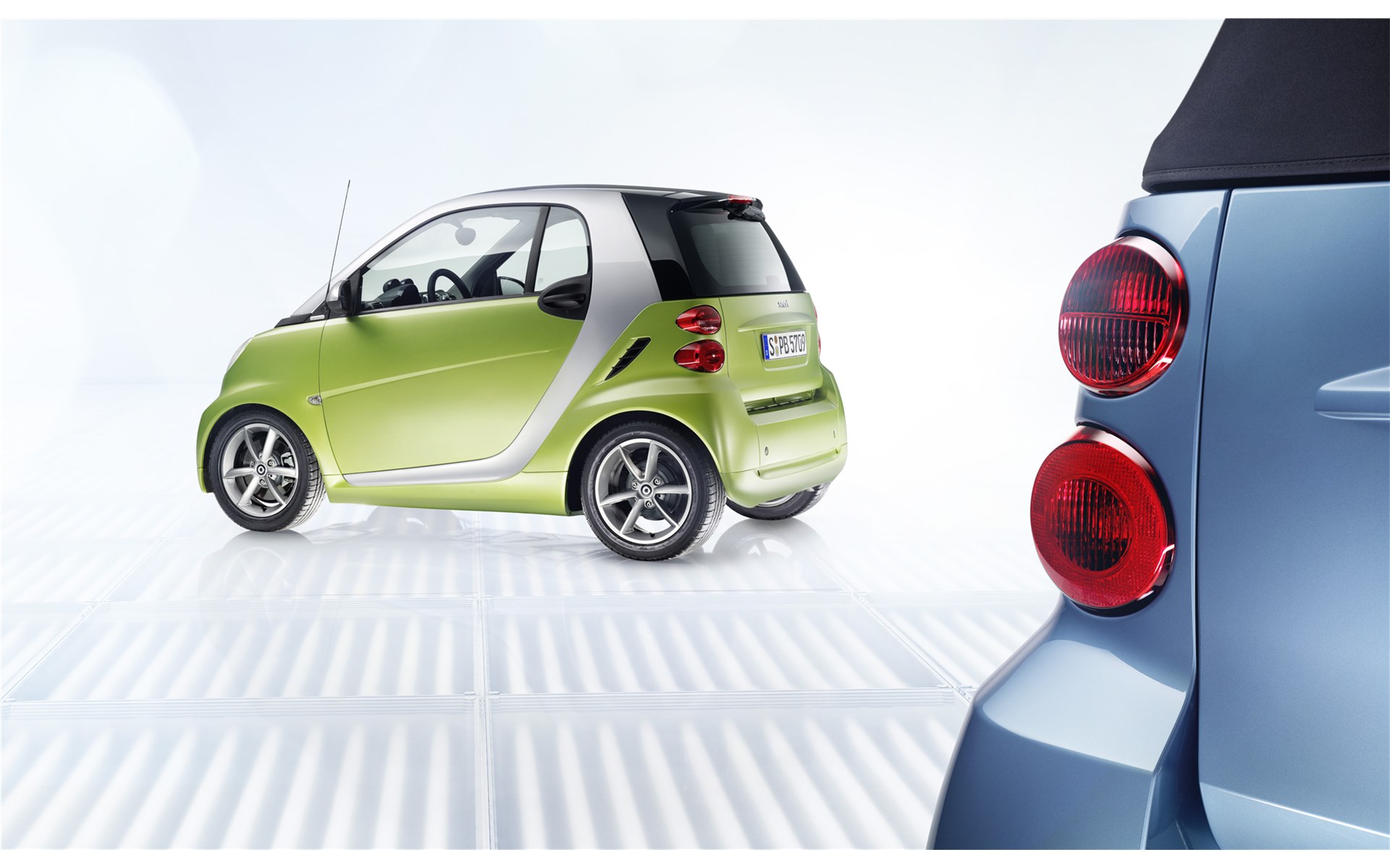  Smart Fortwo 2011(ֽ10)