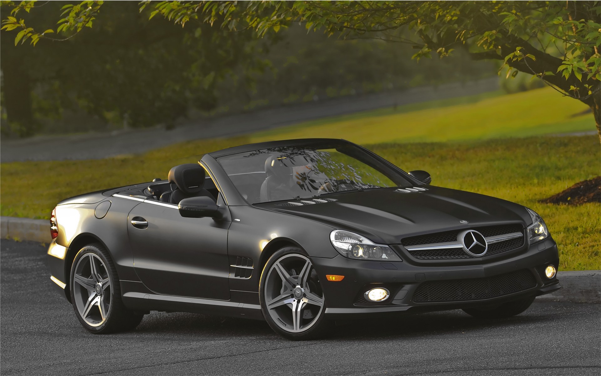Mercedes Benz(÷˹) SL550 Night Edition 2011(ֽ9)