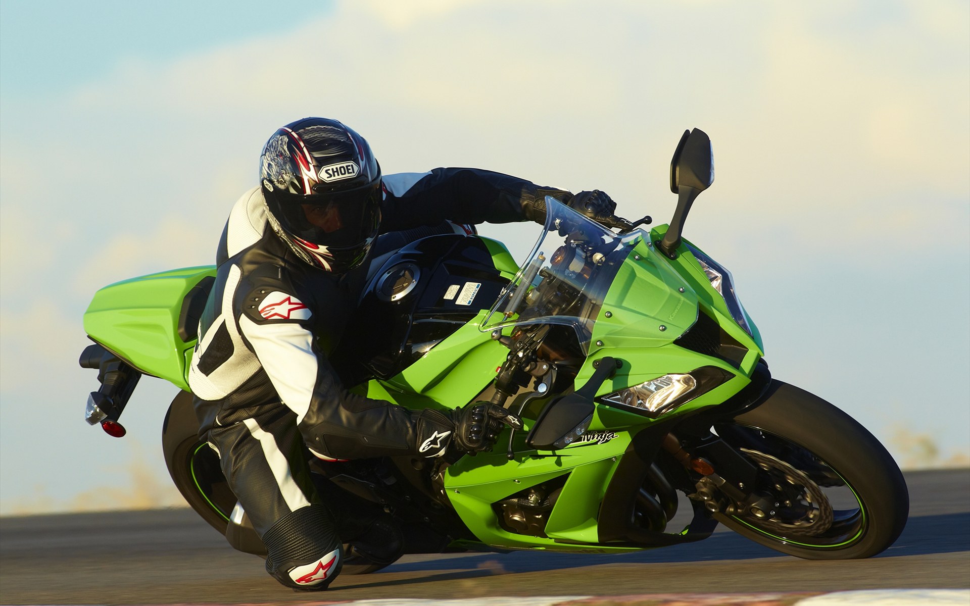 Kawasaki  Ninja ZX 10R 2011(ֽ14)