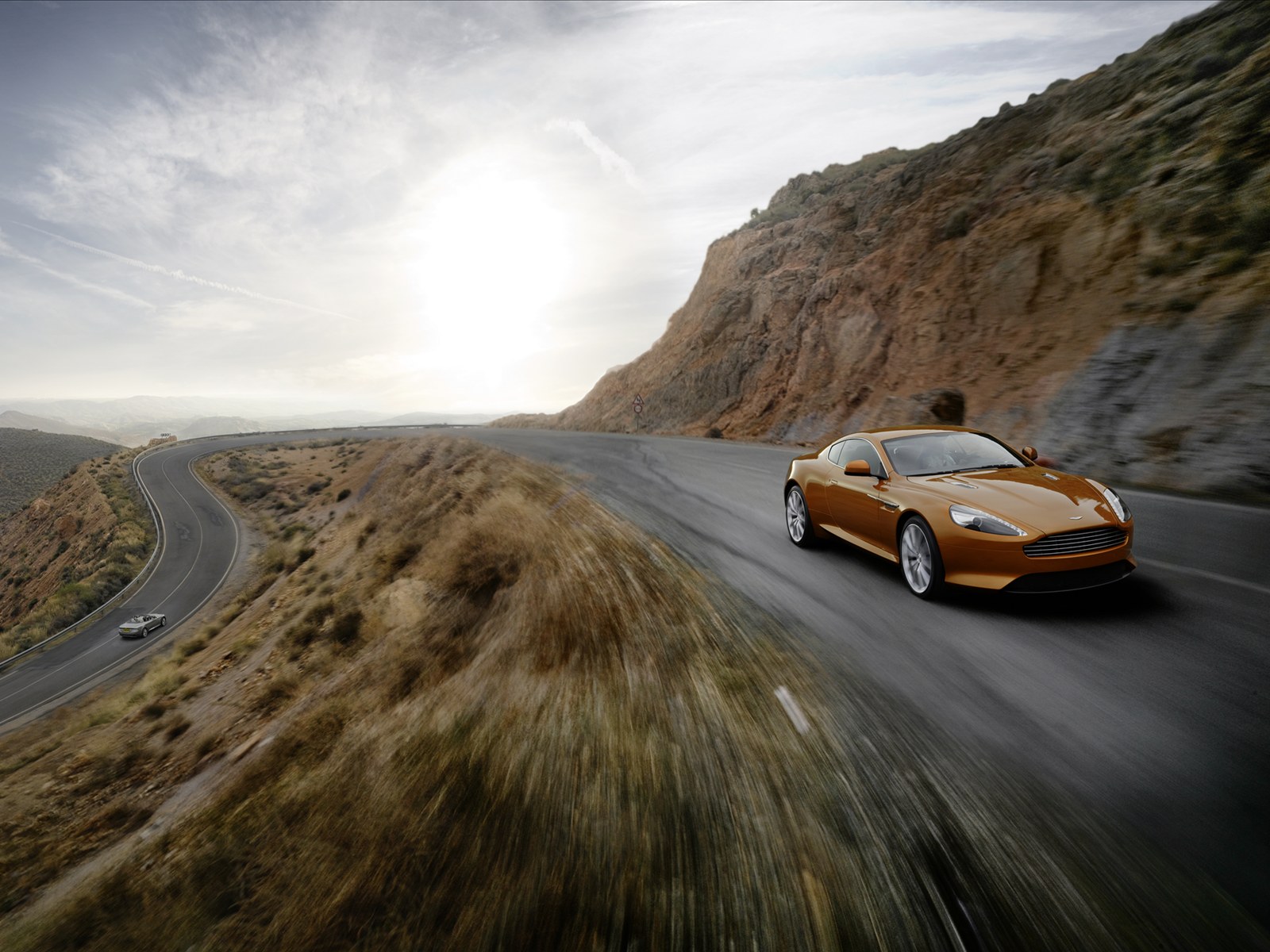 Aston Martin (˹ܳ) Virage 2011(ֽ1)