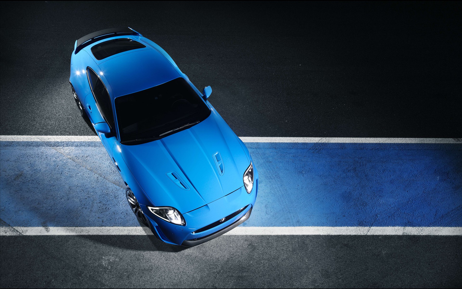 Jaguar ݱܳ XKR-S 2011(ֽ9)