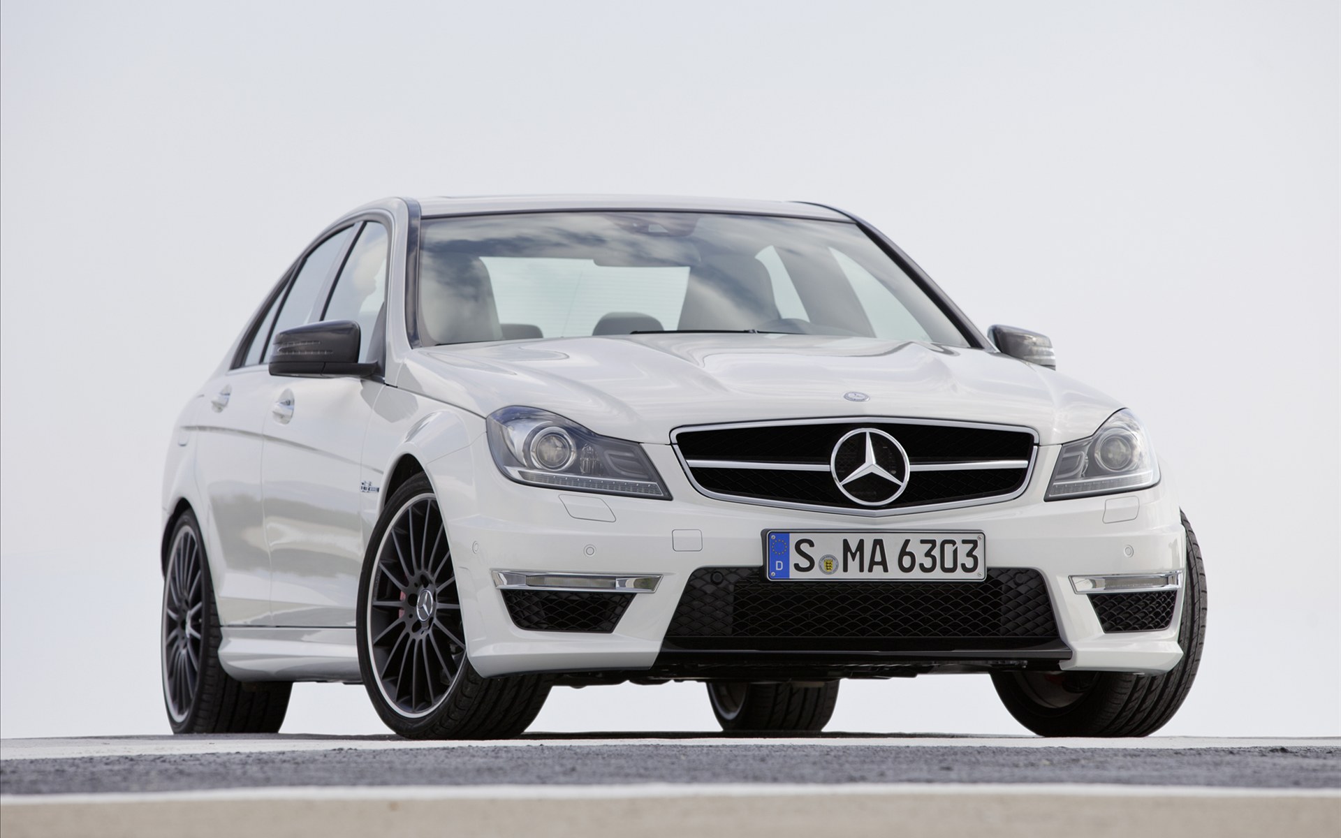 Mercedes-Benz(÷˹-) CLS63 AMG US Version 2012(ֽ15)