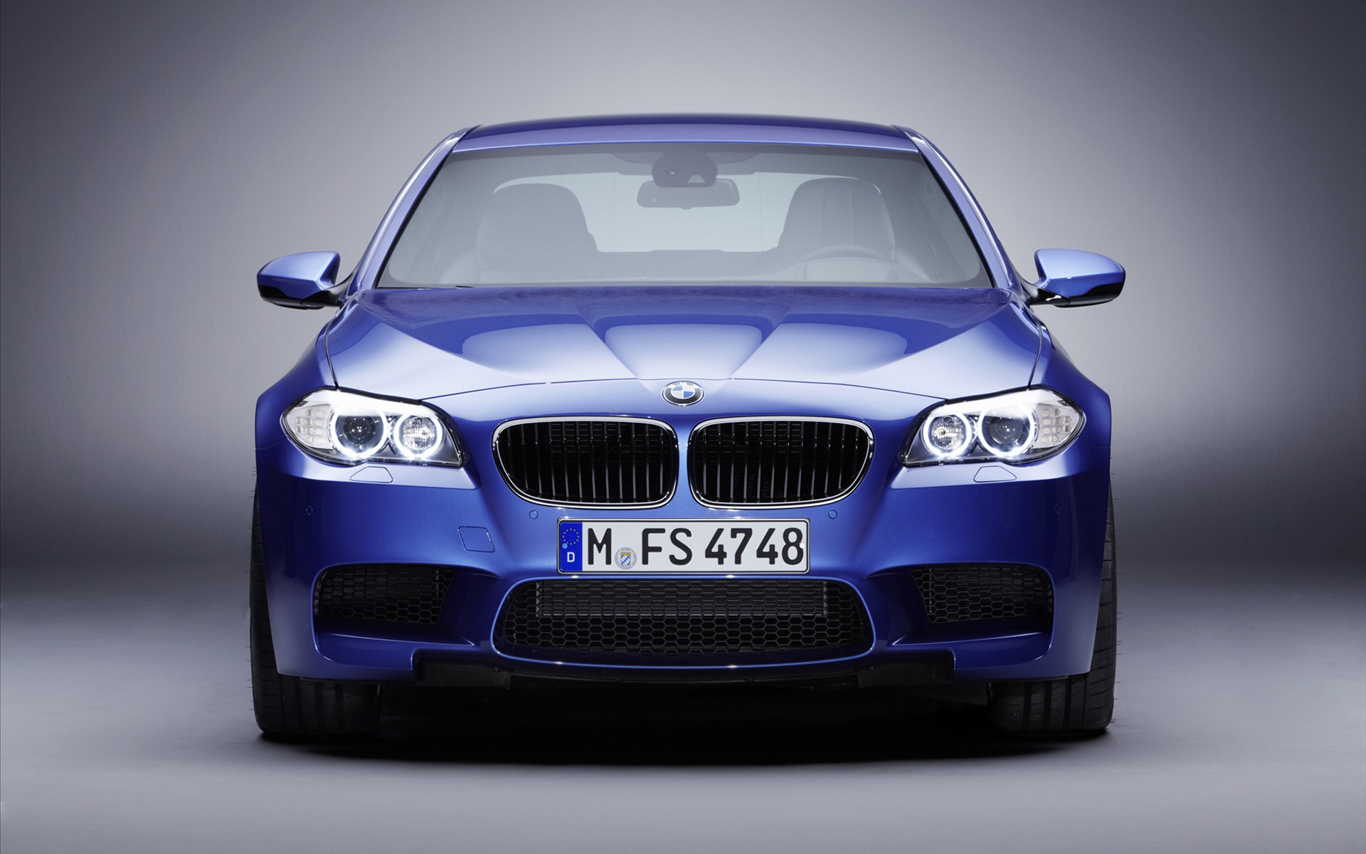 BMW M5 2012(M5)(ֽ37)