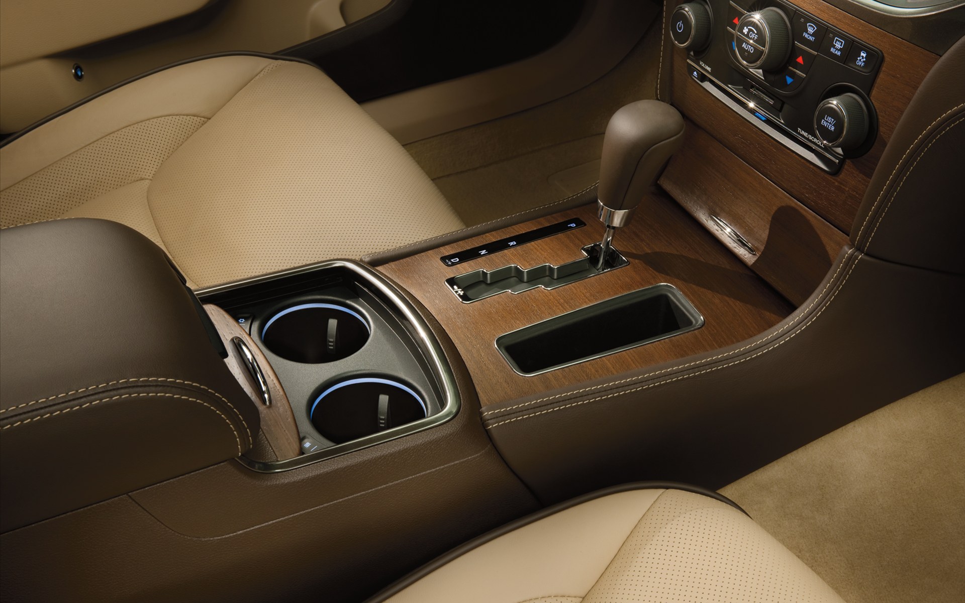 Chrysler ˹ 300 Luxury Series Sedan 2012(ֽ7)
