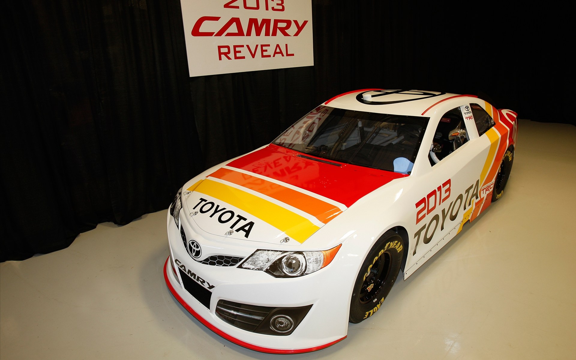 Toyota NASCAR Camry 2013 ￭ֽ(ֽ2)