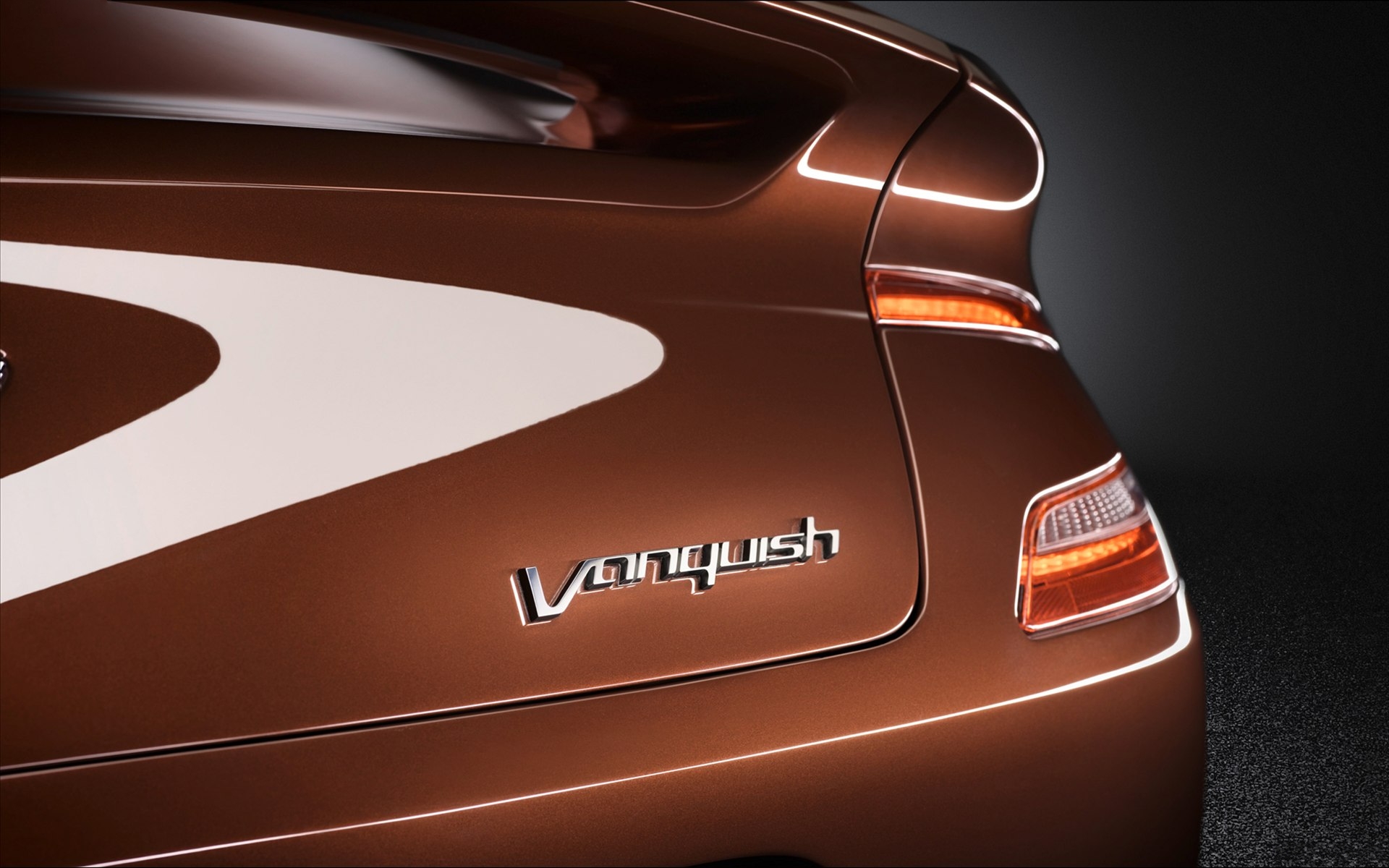 Aston Martin Vanquish 2013 (˹١ܳ)(ֽ4)