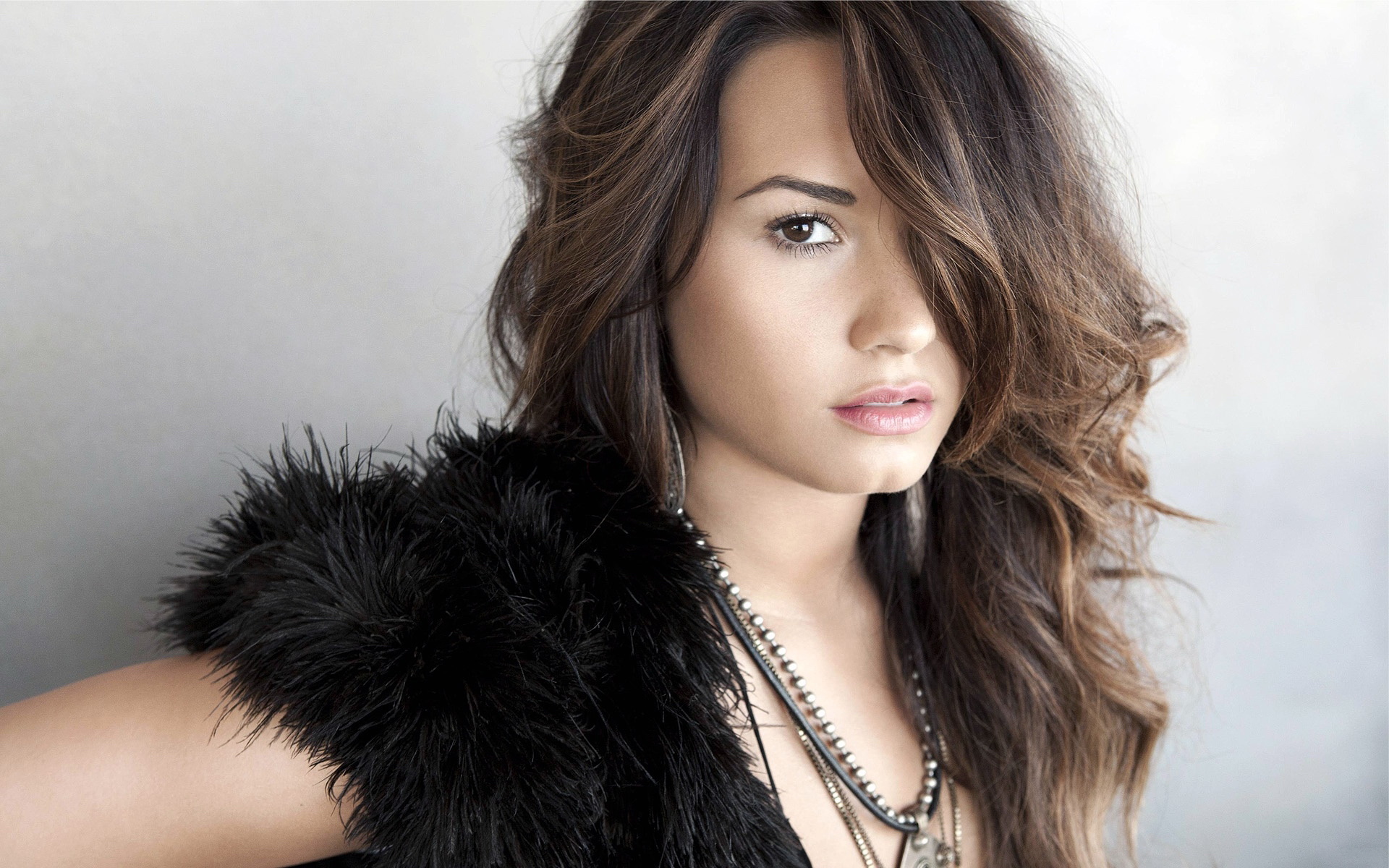סУDemi Lovato(ֽ16)