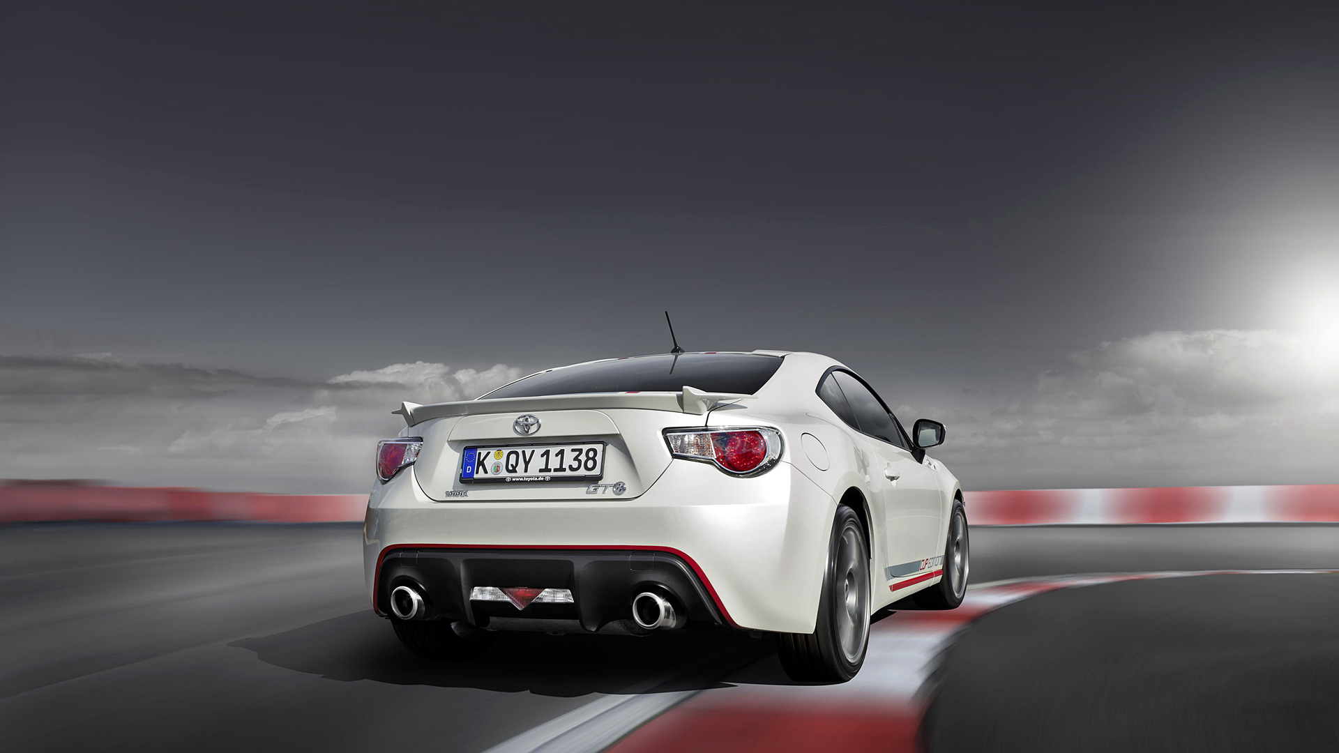 2014 Toyota GT 86 Cup Edition(ر)(ֽ2)