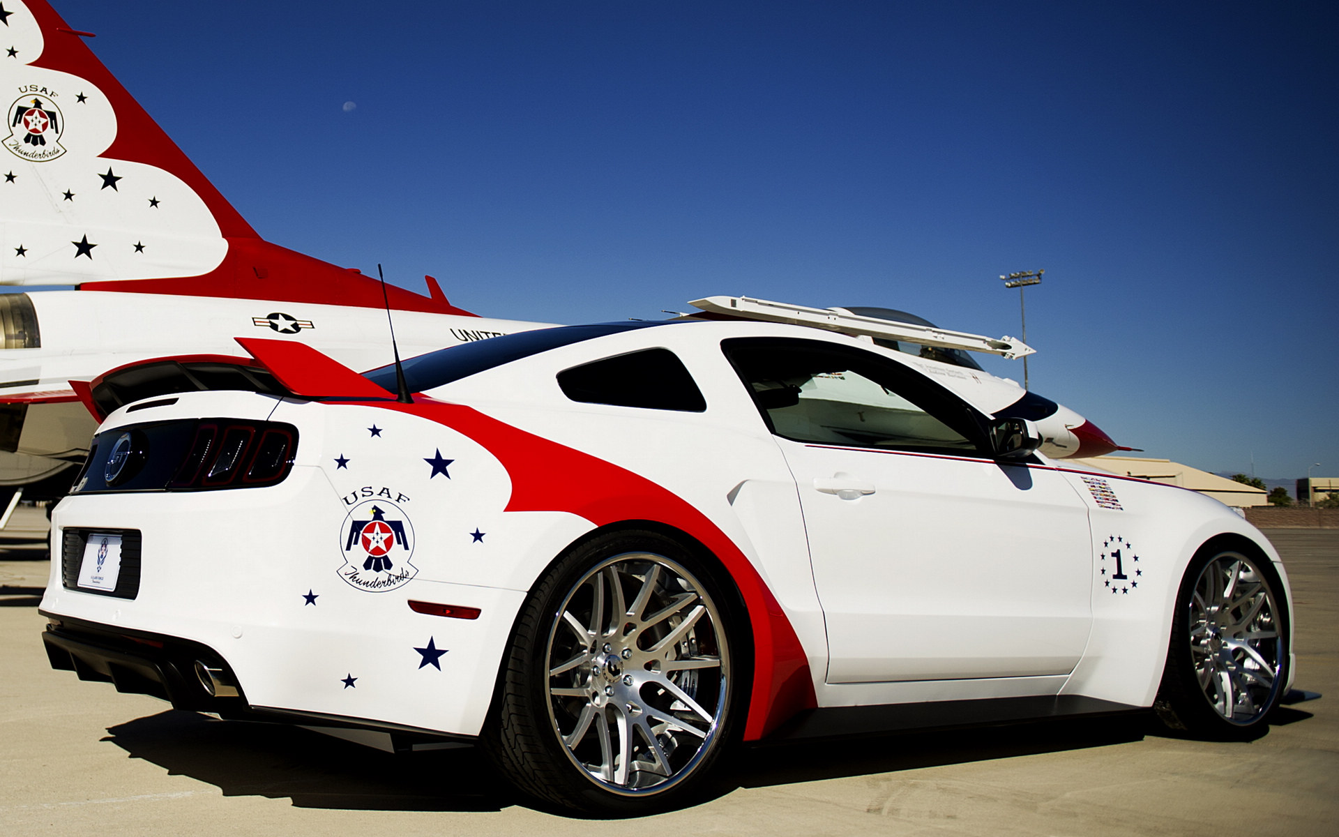 2014 Ford Mustang GT USAF Thunderbirds Edition(ֽ3)