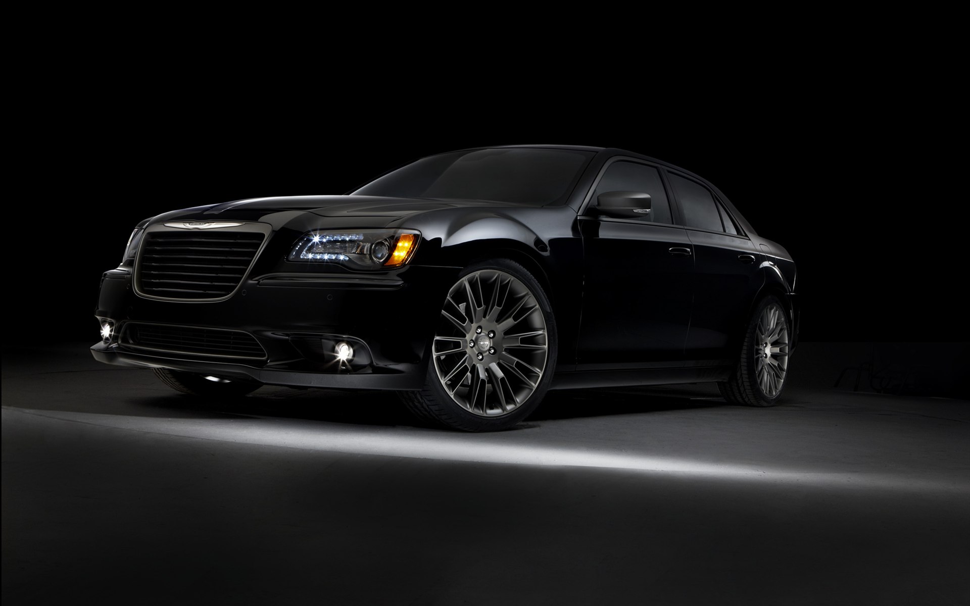 Chrysler ˹ 300C John Varvatos Limited Edition 2014(ֽ3)