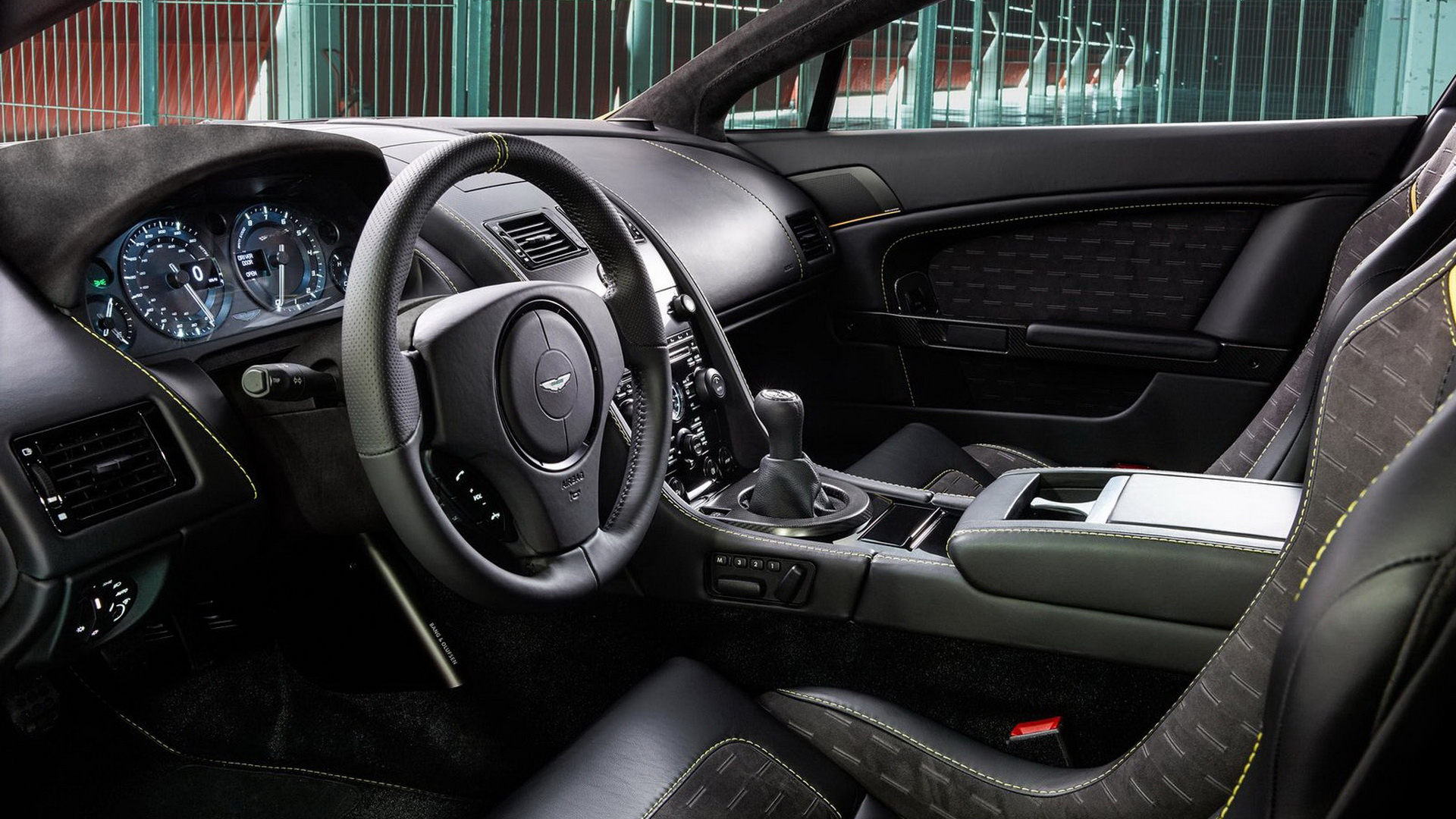 Aston Martin˹١ V8 Vantage N430 2014(ֽ15)