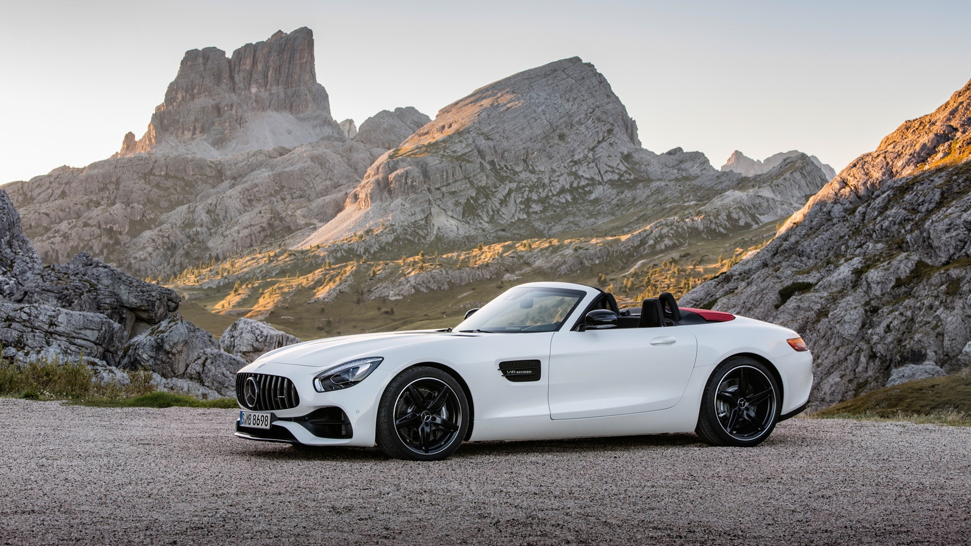 2017 Mercedes-AMG GT and GT C Roadstersܳ(ֽ4)
