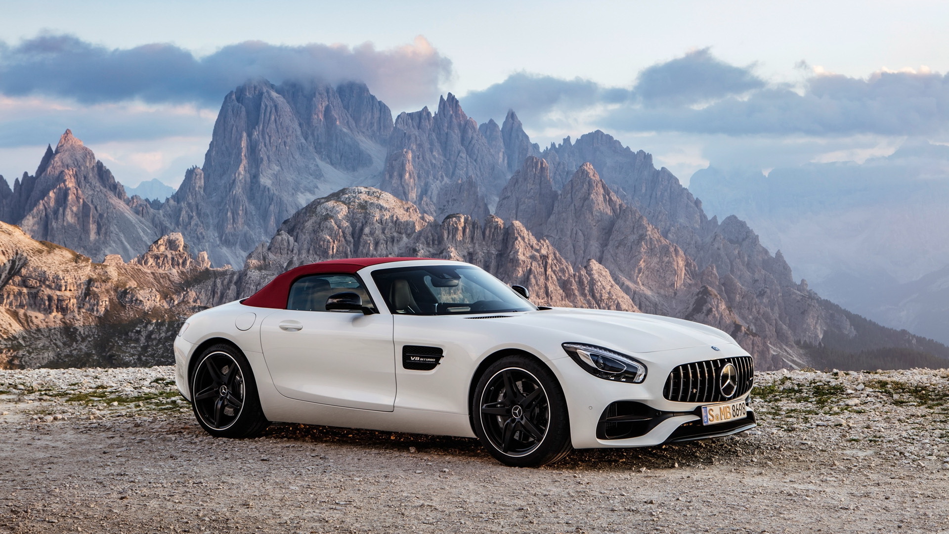 2017 Mercedes-AMG GT and GT C Roadstersܳ(ֽ5)