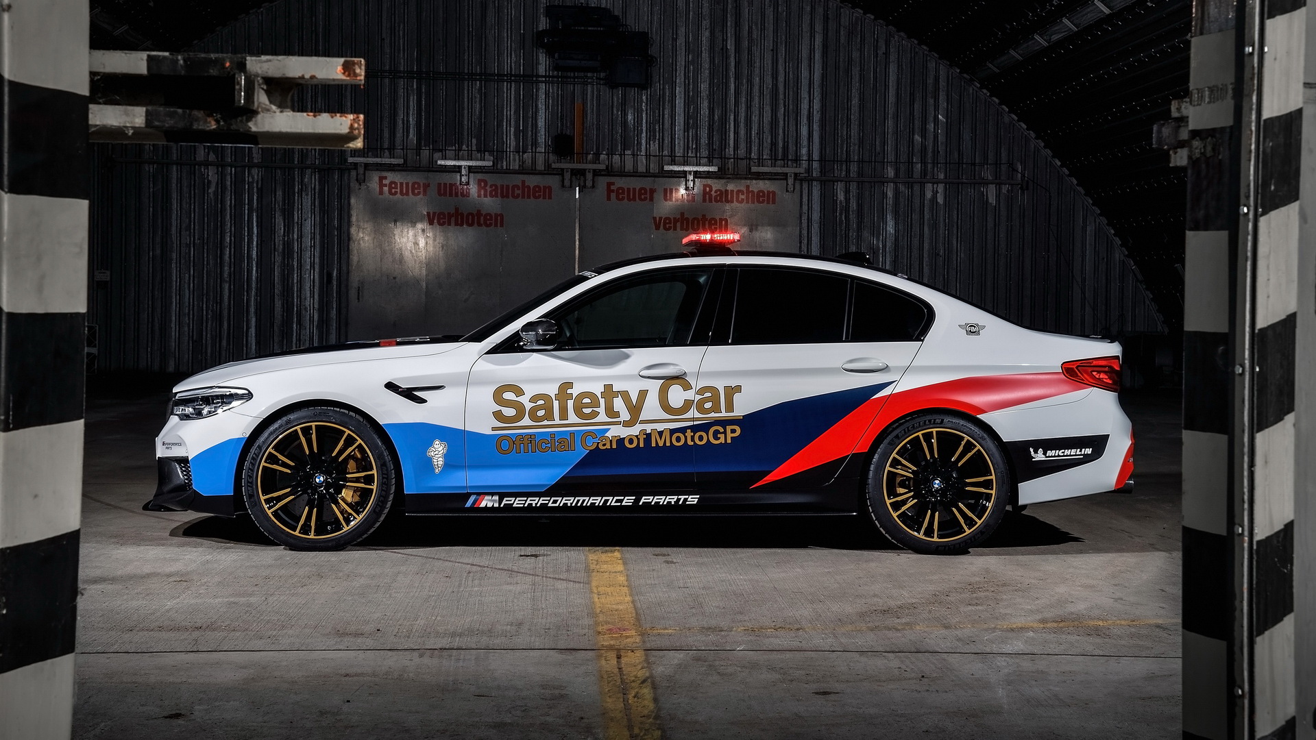 2018 BMW M5 MotoGP Safety Car(壁纸19)
