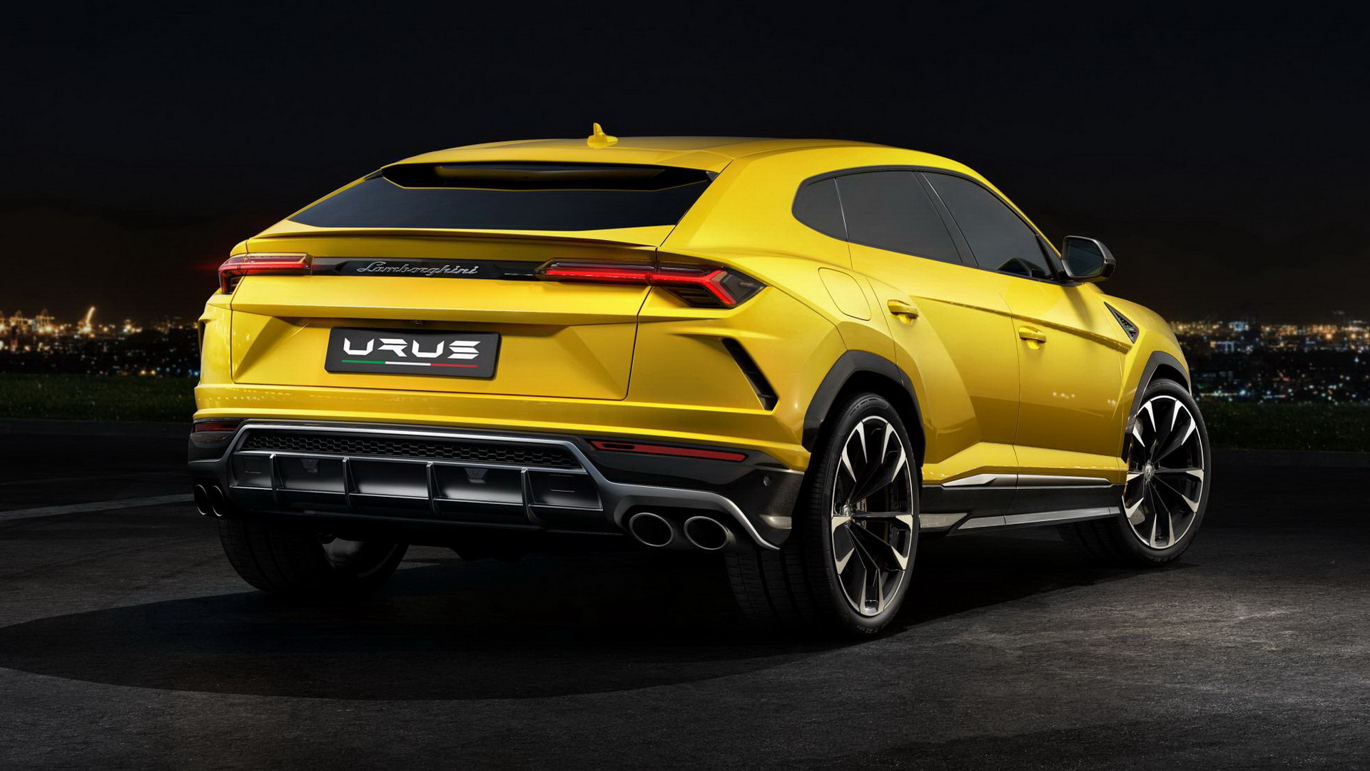 2019 Lamborghini URUS ᳬSUVܳ(ֽ4)