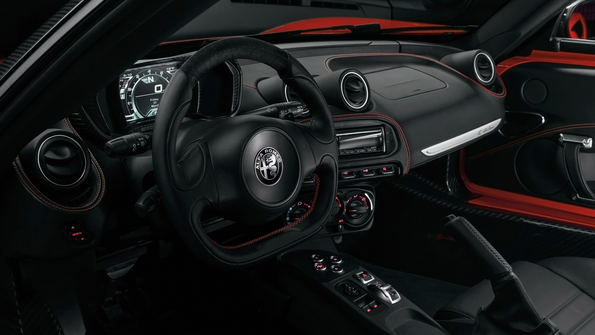 2018 Alfa Romeo 4C Coupe and Spider ŷ(ֽ19)