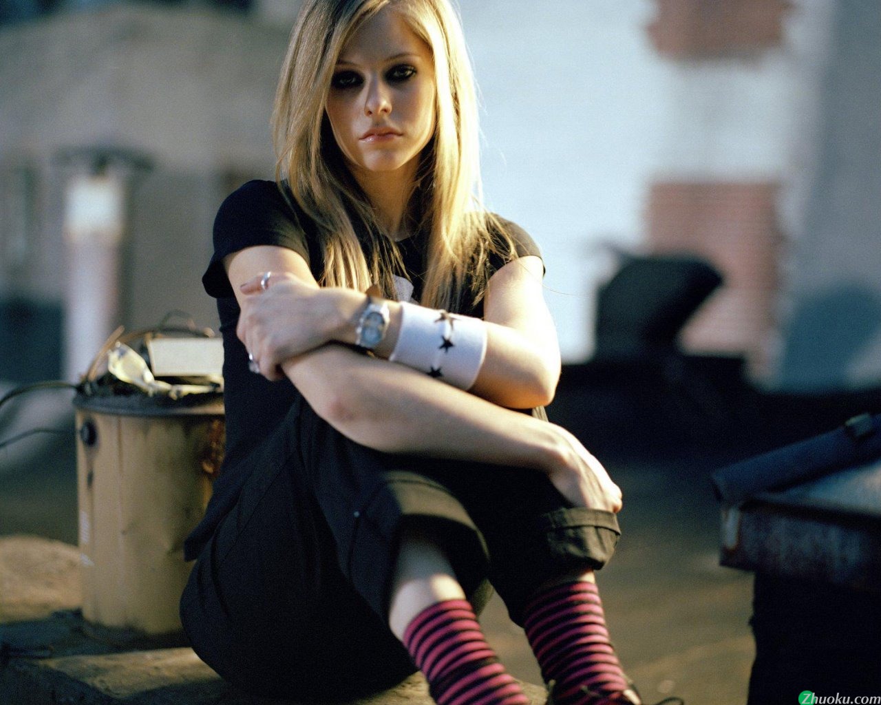 ޱ Avril Lavigne(ֽ72)