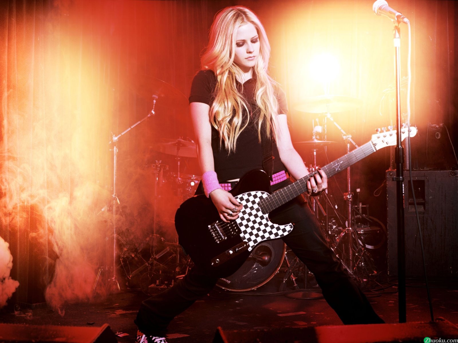 ޱ Avril Lavigne(ֽ103)