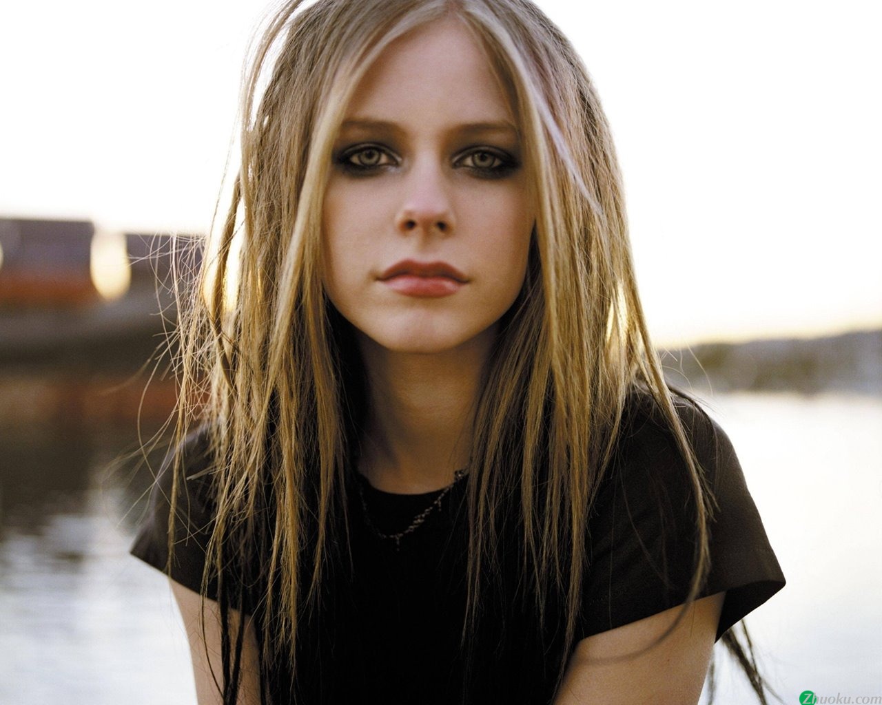 ޱ Avril Lavigne(ֽ123)